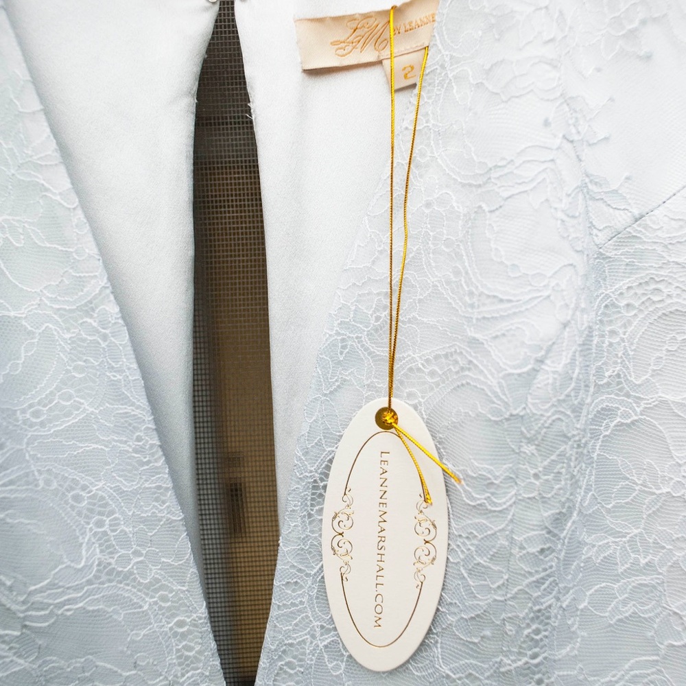 Leanne Marshall Wedding Dress (light blue/white) - Picture 4 of 8